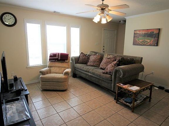 2nd image of 2306 Cornell Dr