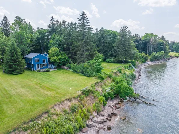 3377 Lake Rd, Williamson, NY 14589
