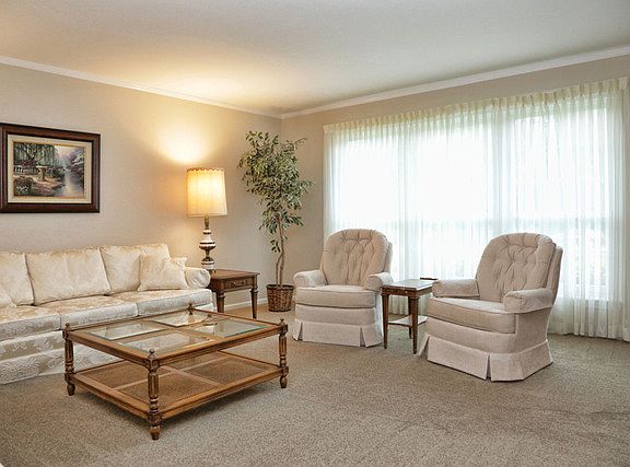 3rd image of 1249 Deer Trail Ln