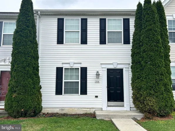 104 Checko Ct, Martinsburg, WV 25401
