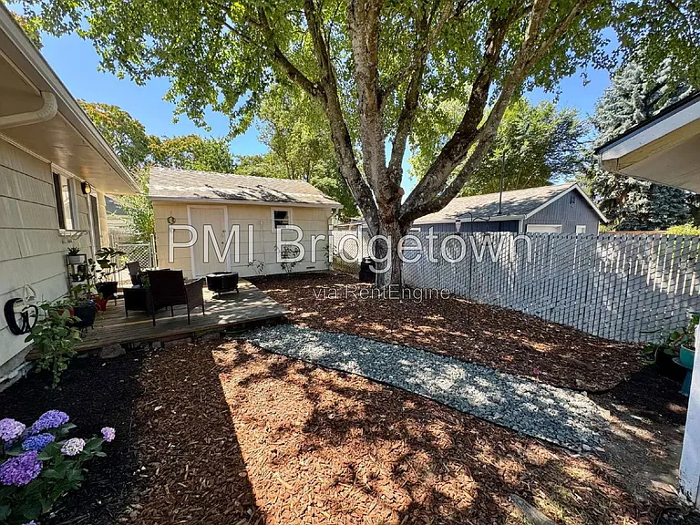 9725 SE 29th Ave — Photo 19