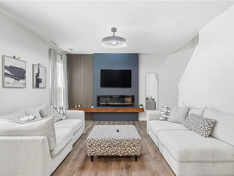 79 Lantana Xing — Photo 16
