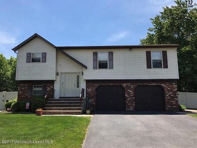 15 Hedgewood Rd, Howell, NJ, 07731