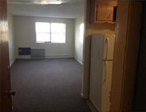 2nd image of 16 Waldemar Ave APT 201