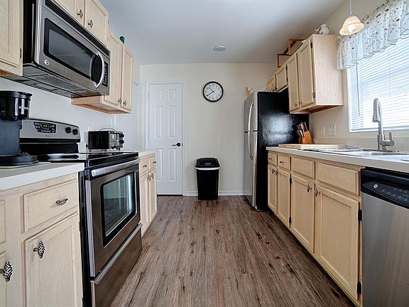 5th image of 1106 RICARDO AVENUE
