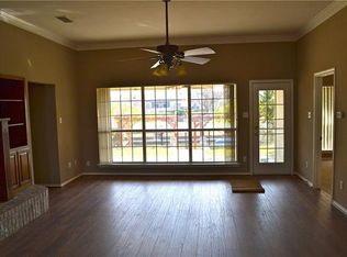 3925 E Chippewa Trl, Granbury, TX 76048