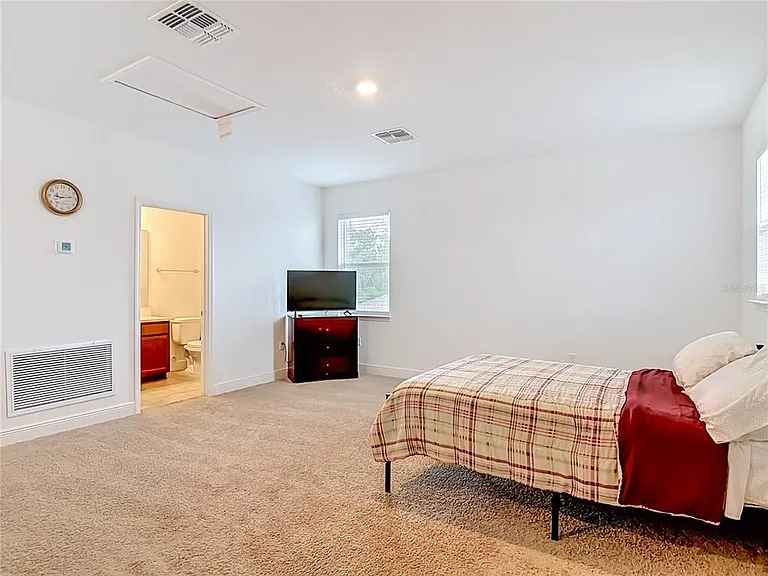 792 Hyperion Dr — Photo 34