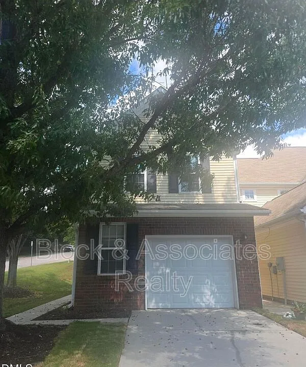 2603 Forest Shadows Ln