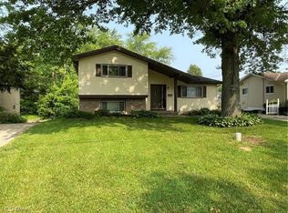 684 Cliffside Dr, Akron, OH