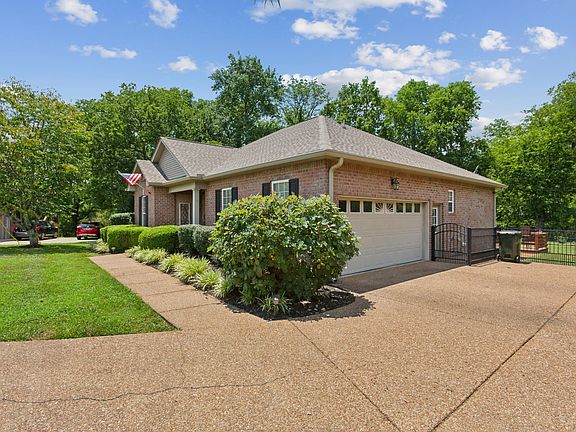 2nd image of 668 Lilycrest Dr