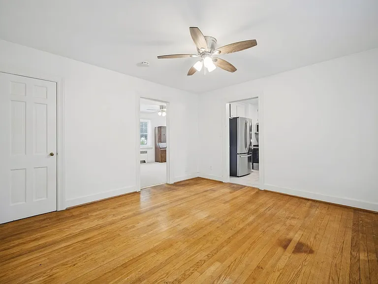 9450 Selby Pl — Photo 7