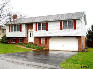 105 S Shaffer Dr, New Freedom, PA 17349