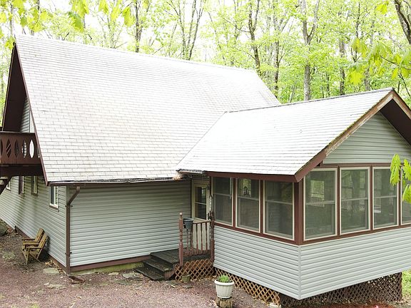 5th image of 232 Basswood Dr