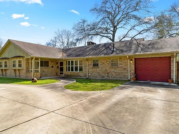 3rd image of 9135 Western Dr