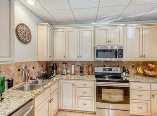 213 N Bolivar St, Marshall, TX 75670