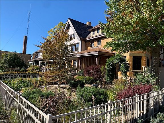2nd image of 12204 Detroit Ave