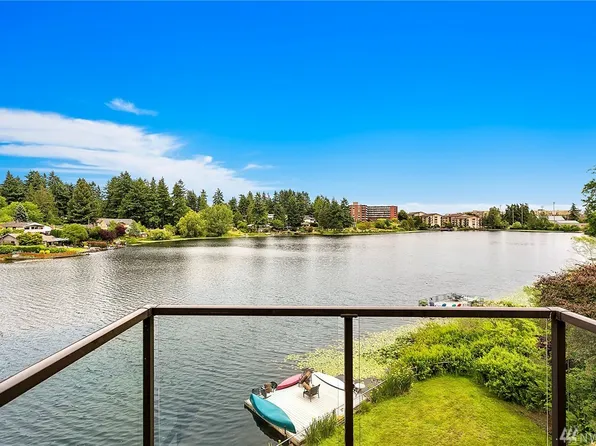 13426 Greenwood Ave N APT 402, Seattle, WA 98133