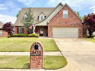 2433 S Umbrella Ave, Broken Arrow, OK 74012
