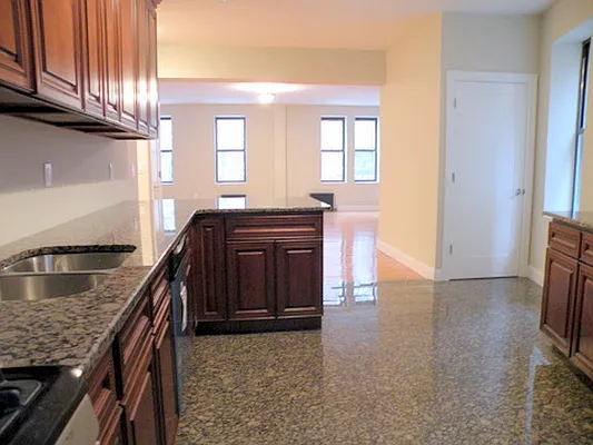 Sold by Real Estate Investors Group LLC | media 36