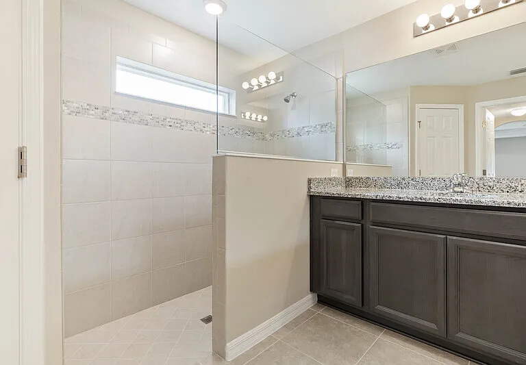 25 Woodfield Dr — Photo 23