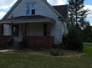 S90W22935 Rose Ave, Big Bend, WI 53103