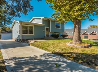 4312 68th St, Urbandale, IA 50322