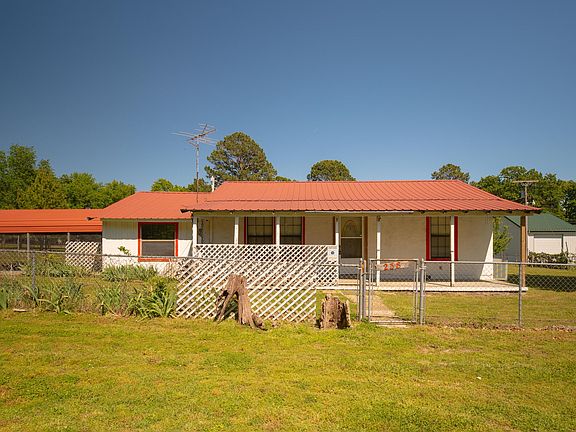 3rd image of 238 Parkway St