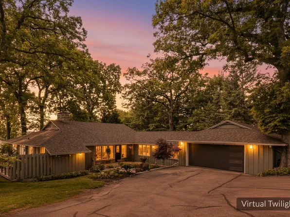 N5667 Lac Verde Circle, Green Lake, WI 54941
