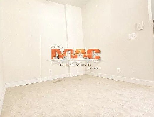 5th image of 22-42 27th St #1Z