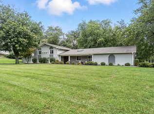 9526 Croton Dr, Cincinnati, OH 45242