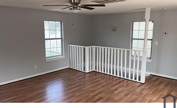 4th image of 412 N 8th St #3