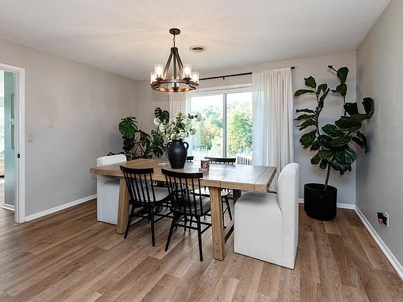 5th image of 8560 N Lakewood Pl