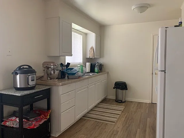 105 E Wilson St — Photo 13