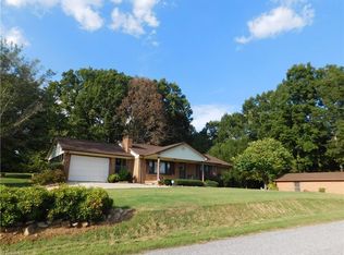 137 Gate St, North Wilkesboro, NC 28659