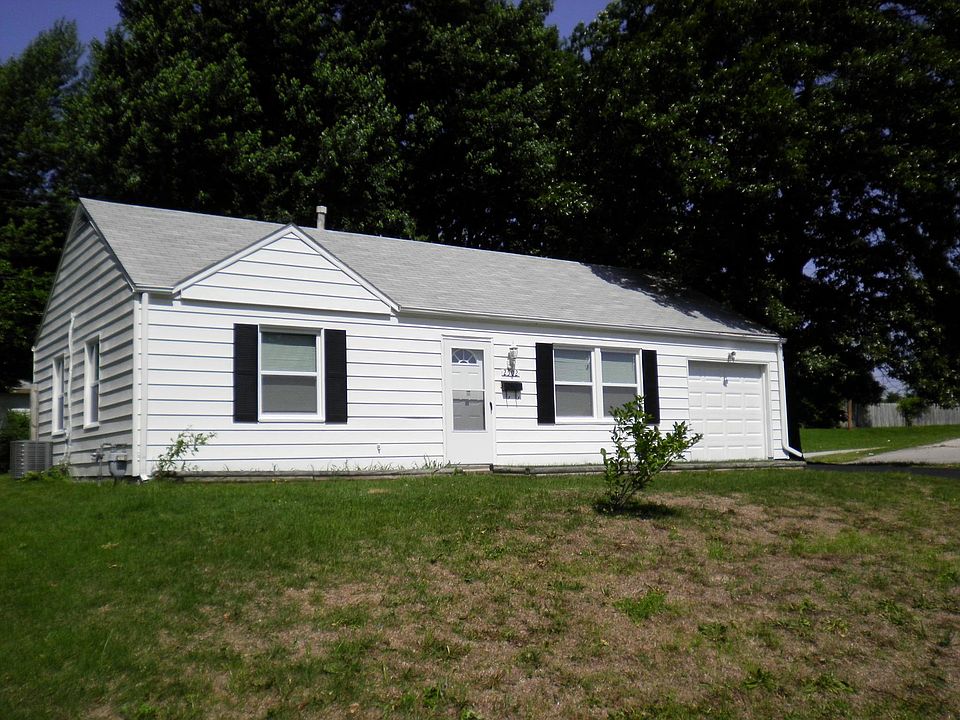 1st image of 2502 S 51st St