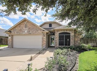 900 Whitewing Ln, College Station, TX 77845