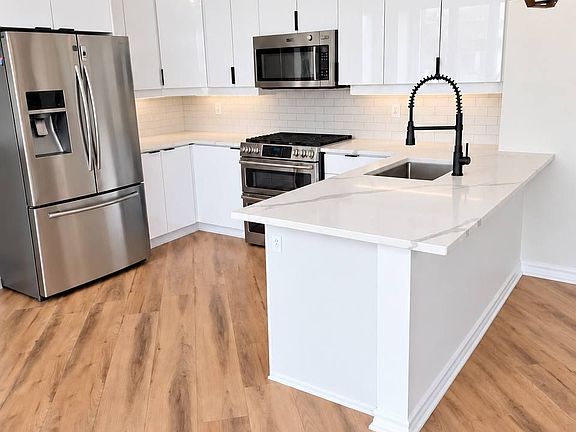 5th image of 2607 Fallingwater Cir