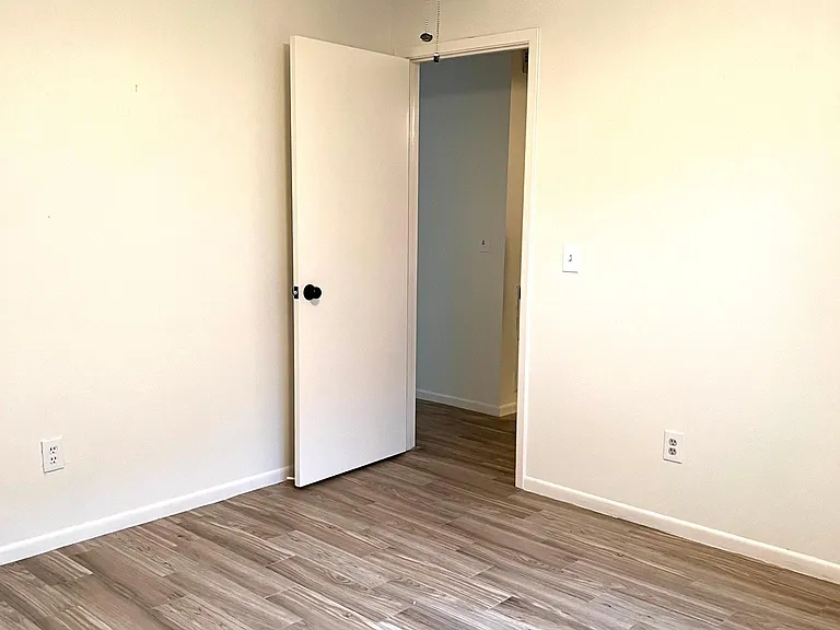 2307 Colleen Dr — Photo 12