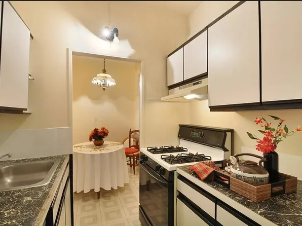 3105 Brighton 3rd St APT 1A, Brooklyn, NY 11235