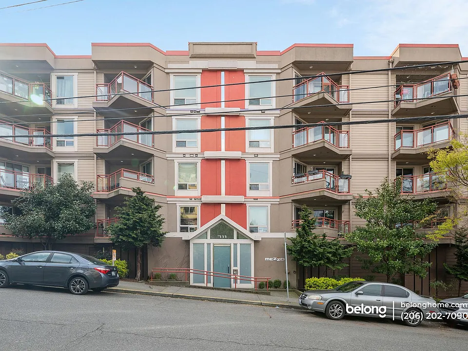 711 E Denny Way #106