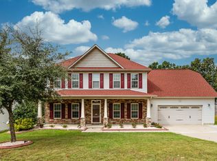 36 Laurel Dr, Spring Lake, NC 28390