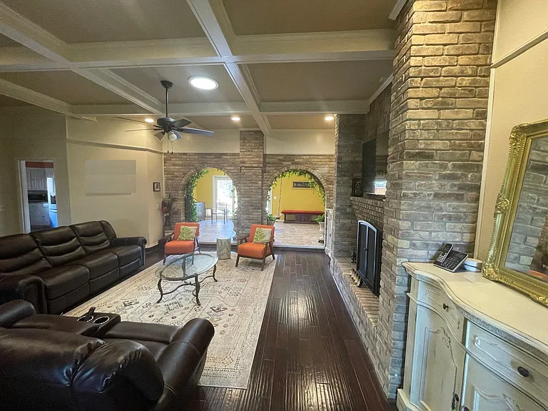 3612 Cross Bend Rd — Photo 9
