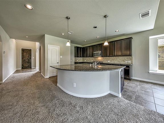 4th image of 9006 Lacombe Ln