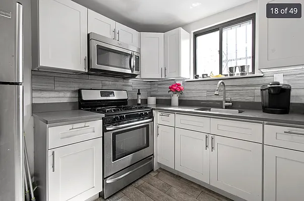 Rented by True Real Estate Group | media 19