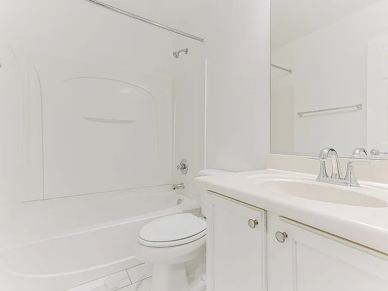 4672 E Laurel Ave — Photo 16