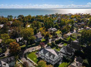 1 Tower Ln, Old Greenwich, CT 06870