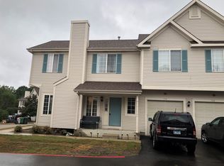 579 Fox Ridge Dr, Fox Lake, IL 60020