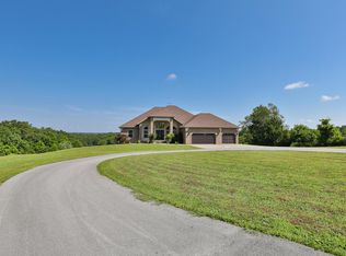 303 Harris Blvd, Ozark, MO 65721