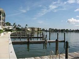 2nd image of 3200 Gulf Shore Blvd N