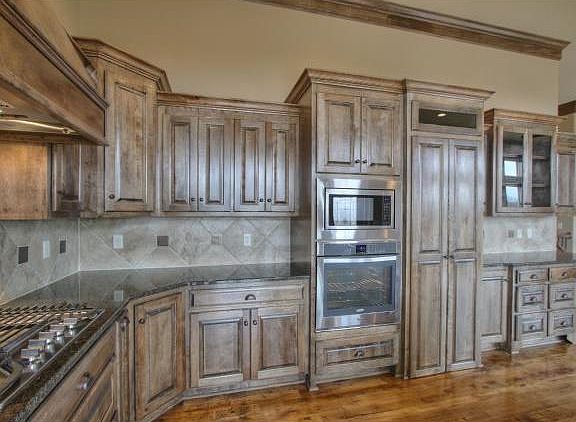 5th image of 5116 Meadow Height Dr